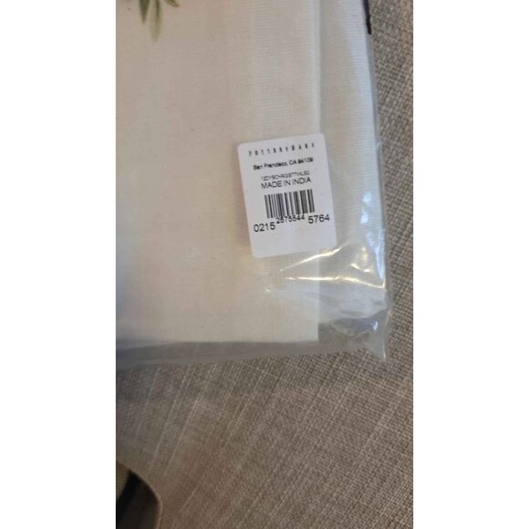 Pottery Barn 2 Guest Bath Towels - Picture 4 of 4